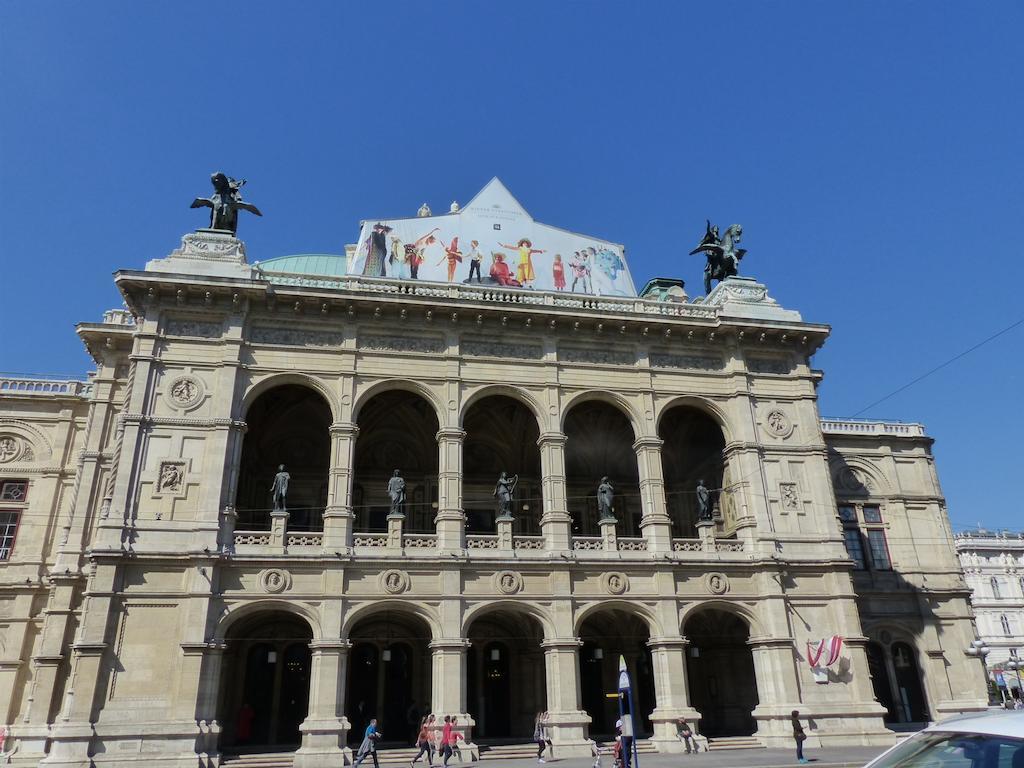 Apartment Naschmarkt Vienna Exterior photo